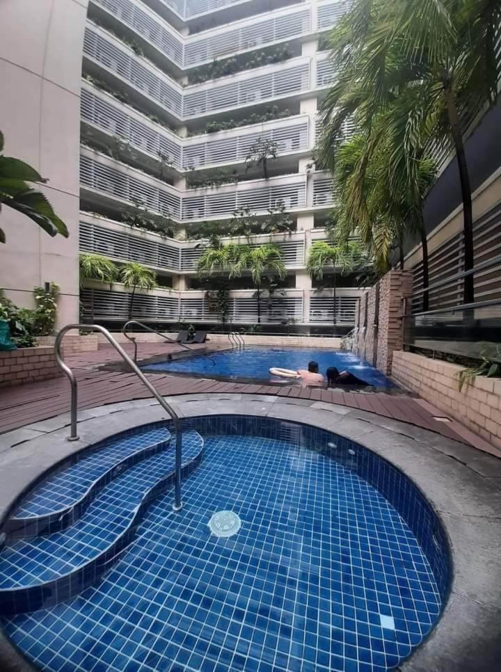 Pasay Condotel Near Naia Terminal 3 Eksteriør billede